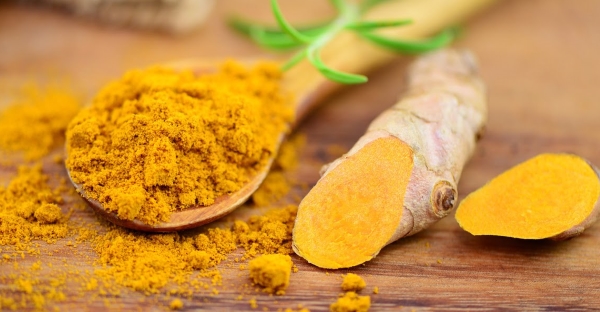 Effetti collaterali della curcuma