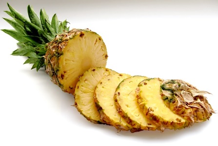 l'ananas può essere mangiata a fine pasto
