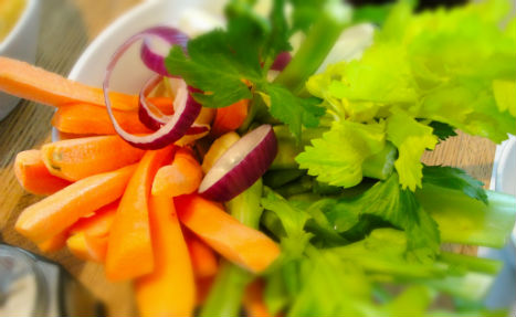 Sedano in pinzimonio